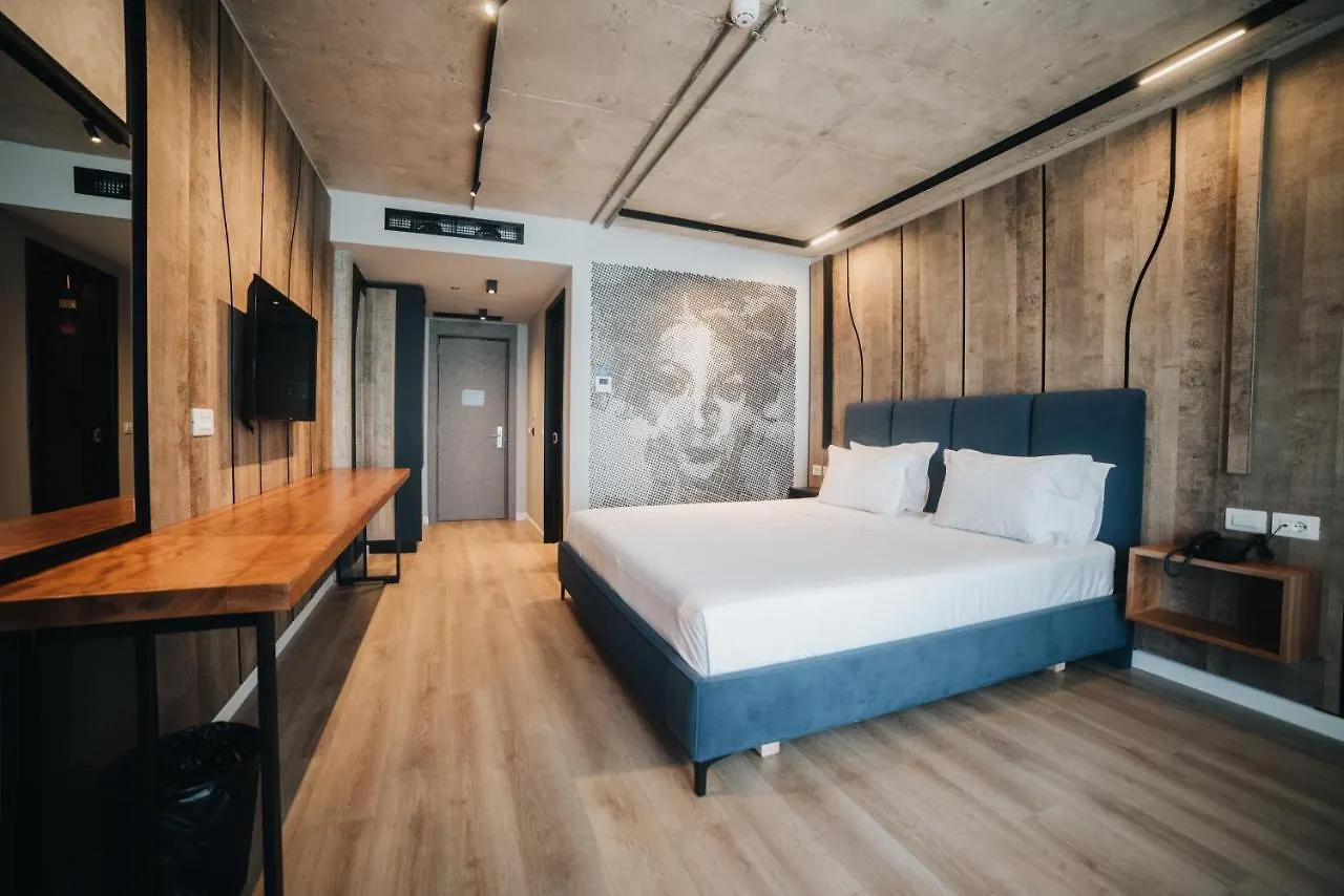 Amr Hotel - Durres Škalngur 4*,  Albania