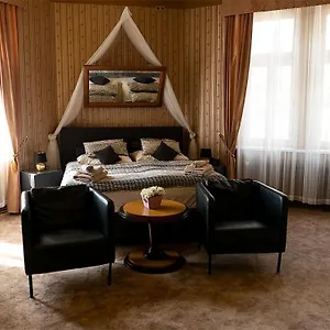Aparthotel Light **