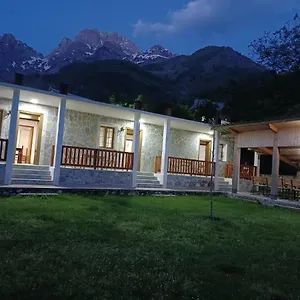Dom wakacyjny Buni Shqipes, Theth