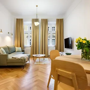 Aparthotel Tyzenhauz Topolowa 